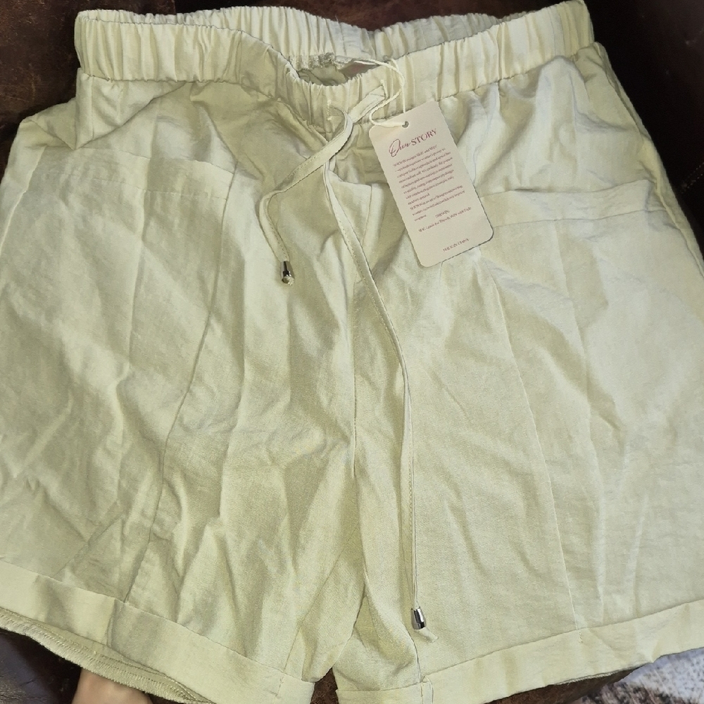 SHEWIN Cream Drawstring Linen-Blend Bermuda Shorts